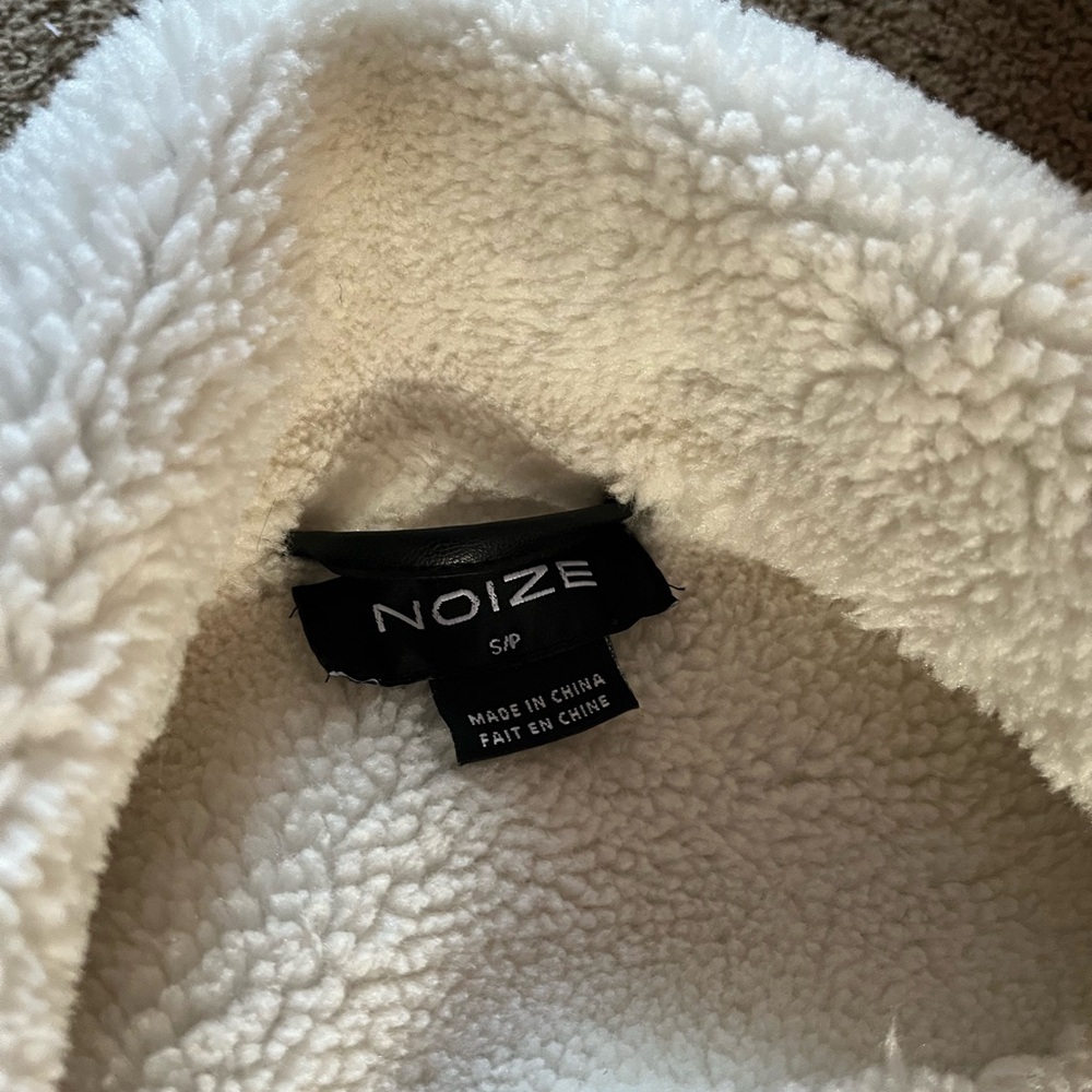 Noize Women’s Coat - Picture 4 of 4